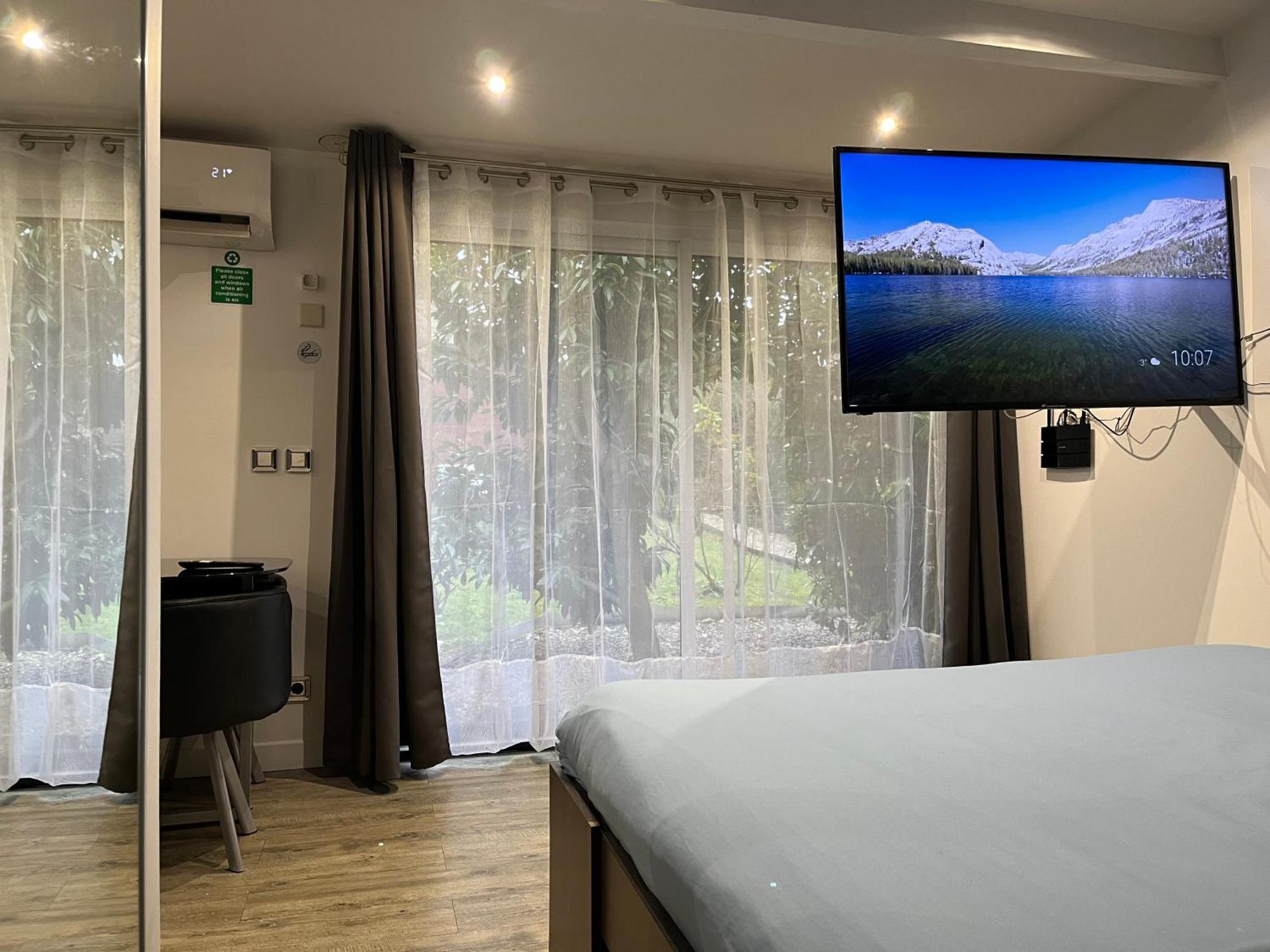 Hébergement de vacances Luxe + Jardin Et Terrasse *